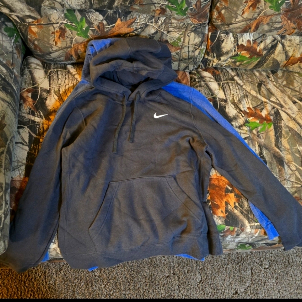 Nike hoodie